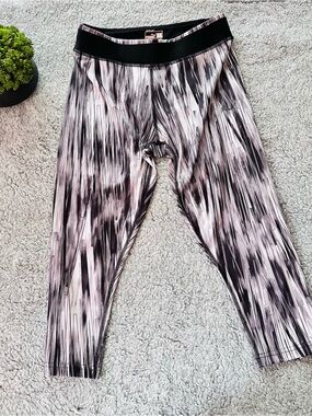 🖤 Puma DryCELL Abstract Print Cropped Leggings Activewear Workout Yoga Pants